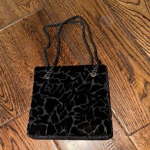 SWEE LO NEW YORK Elegant Black Velvet Women's Bag